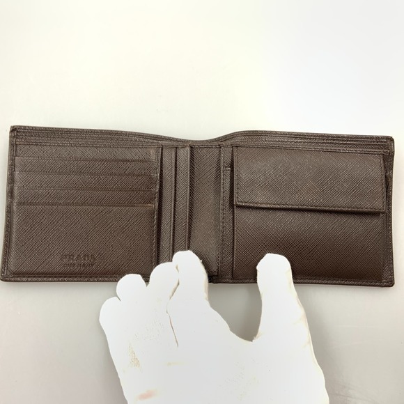 Prada Bifold Wallet Brown - Picture 5 of 10